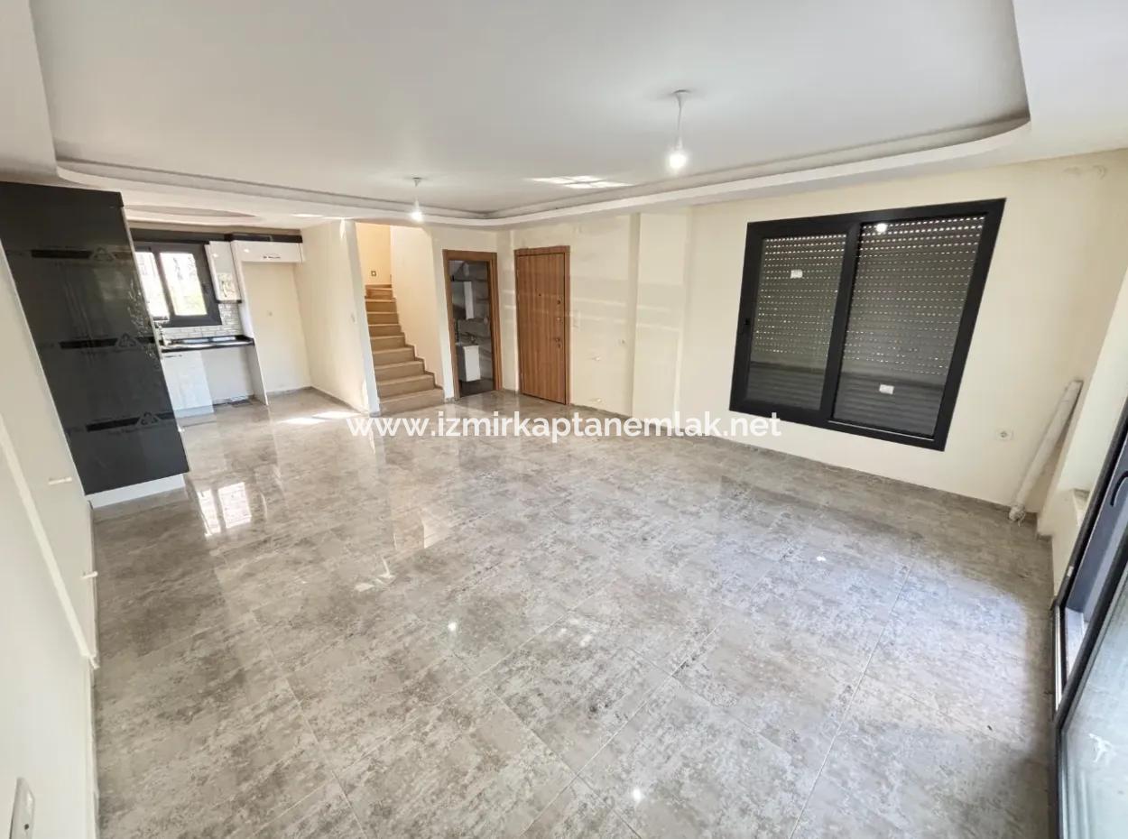 3 1 Villa For Sale In Doğanbey With 500 M Parking Lot Garden