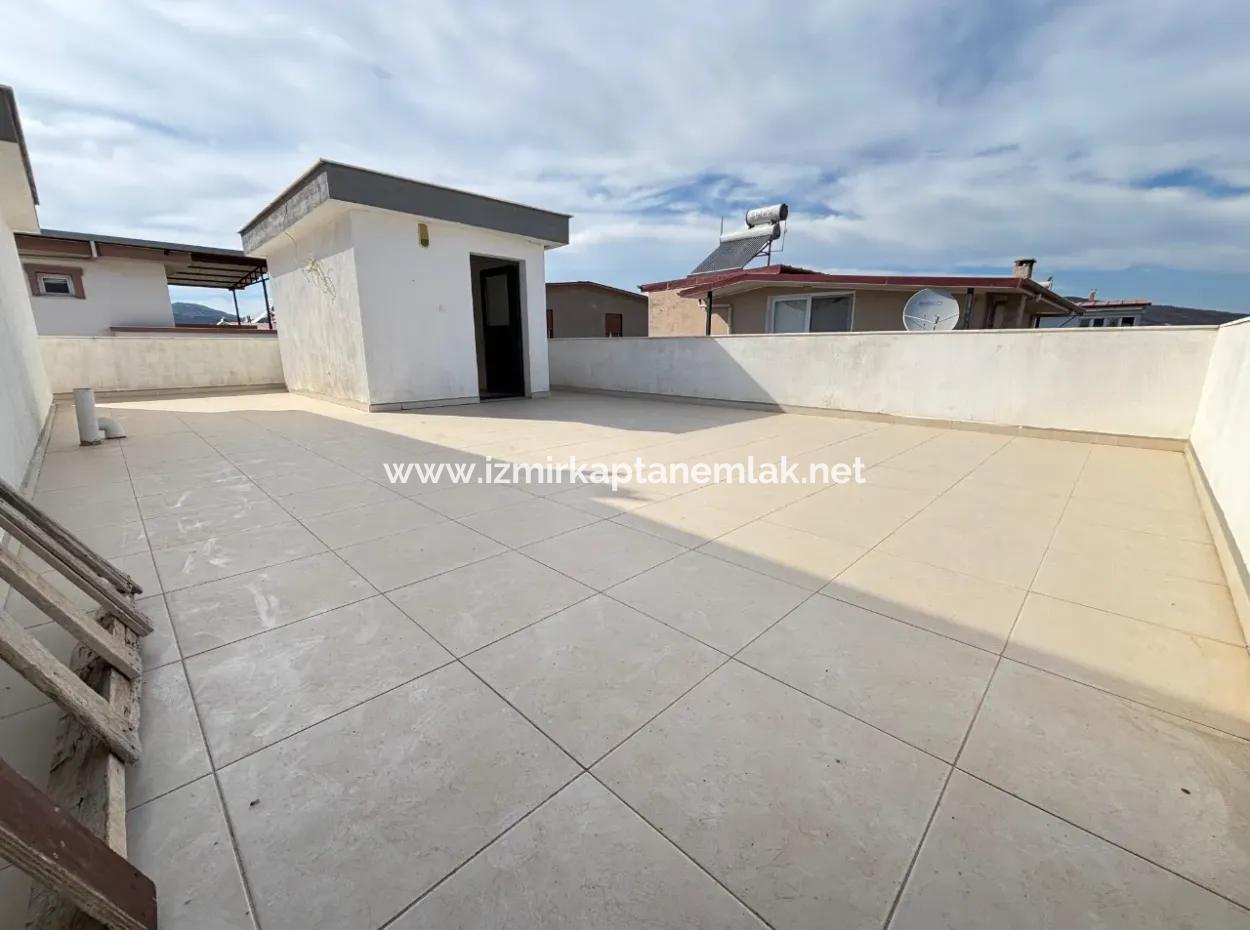 3 1 Villa For Sale In Doğanbey With 500 M Parking Lot Garden
