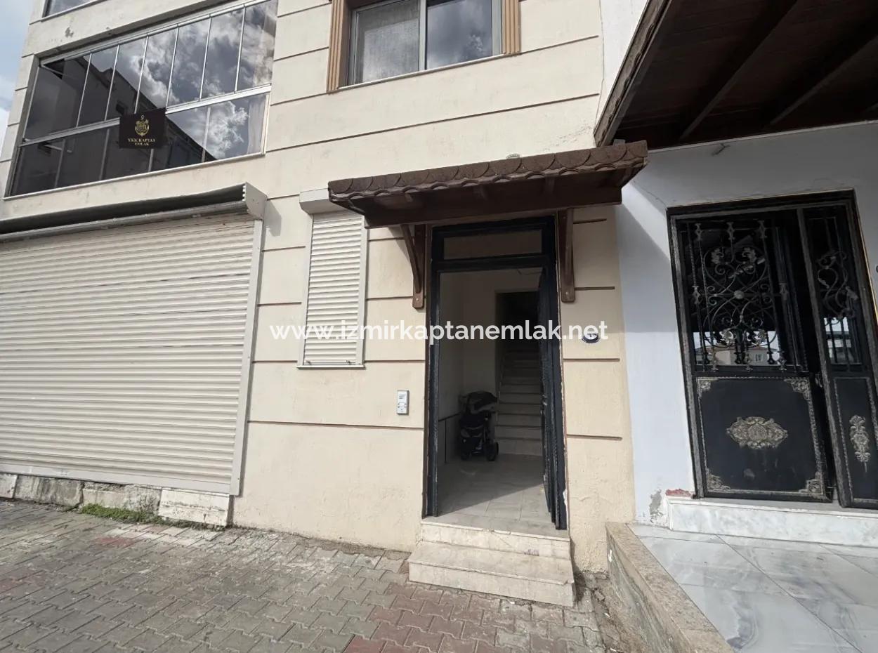 2 1 Middle Floor Flat On The Street In Seferihisar Bengiler