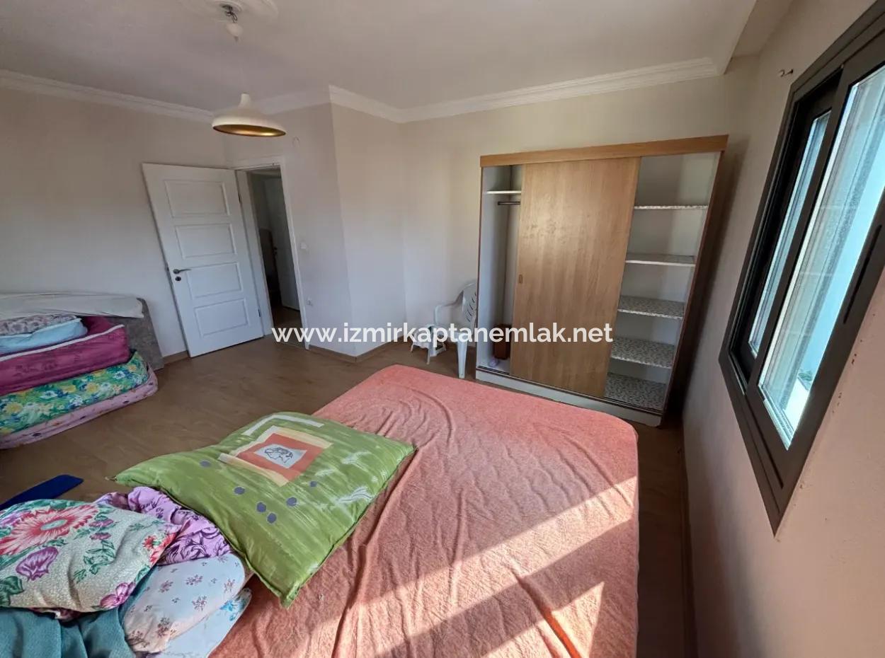 2 1 Middle Floor Flat On The Street In Seferihisar Bengiler