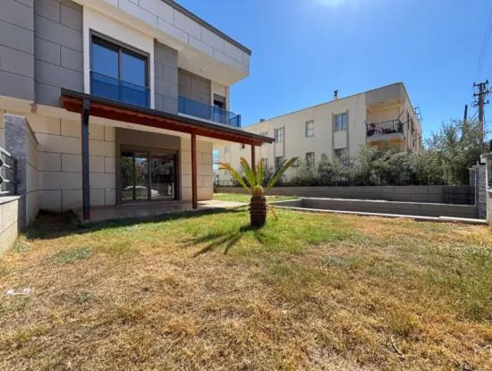 Spacious 3 1 Villa For Sale With Parking Lot 500 M To The Beach In Özdere And Large Garden