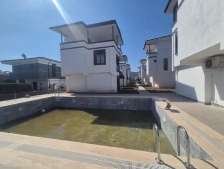 İzmir Seferihisar Cumhuriyet Mah. 3 1 Cottage For Sale In A Complex With Pool