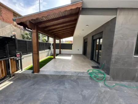 İzmir Seferihisar Payamli Mah.de 3 1 400 Mt Ultra Luxury Summer House For Sale To The Sea