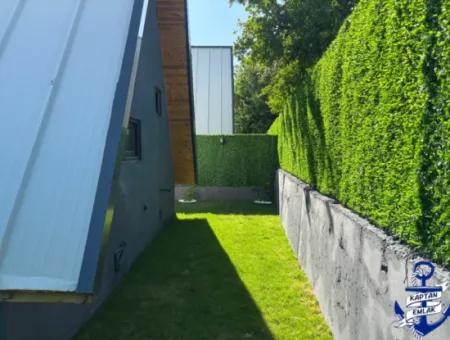Triangular Bungolov House With Pool In 300 M2 Plot In Izmir Menderes Yeniköy