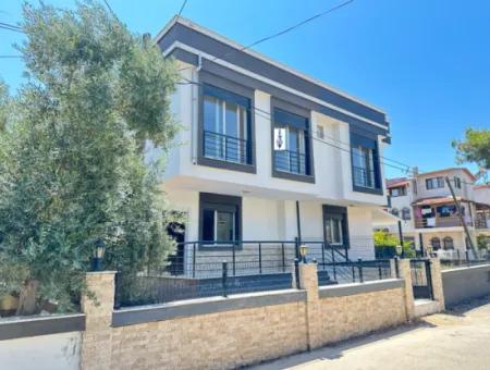 Doğanbeyde 500M To The Beach With Large Garden For Sale Brand New 3 1 Villa