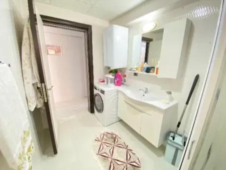 Ürkmez Bengilar Useful 2Nd Floor Clean 2 1 Apartment For Sale