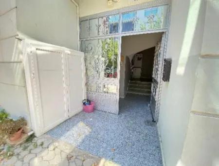 Ürkmez Bengilar Useful 2Nd Floor Clean 2 1 Apartment For Sale