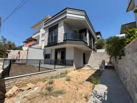 2 1 Villa For Sale Suitable For 500M Loan To The Beach In Ürkmez