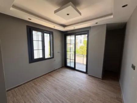 3 1 Villa For Sale With Large Garden In Ürkmez