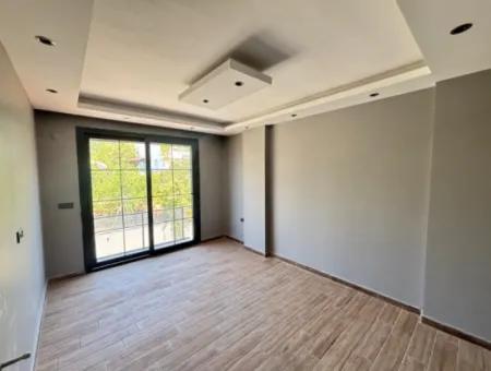 3 1 Villa For Sale With Large Garden In Ürkmez