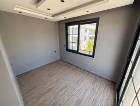 3 1 Villa For Sale With Large Garden In Ürkmez