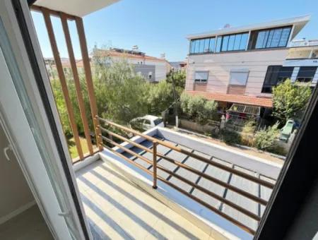 3 1 Villa For Sale In Payamlı Center With Detached Spacious Structure
