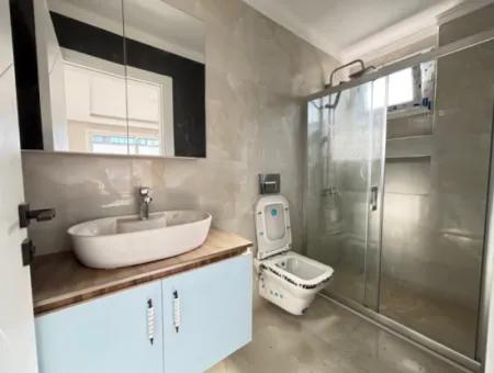 3 1 Villa For Sale In Payamlı Center With Detached Spacious Structure