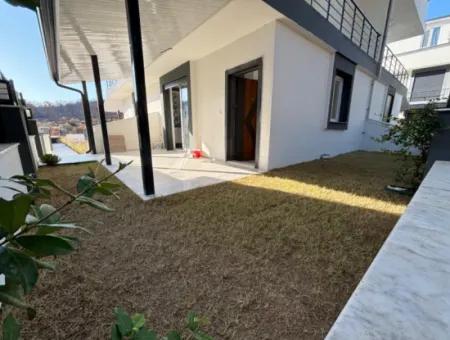 2 1 Licensed Villa For Sale With Garden In Payamlı
