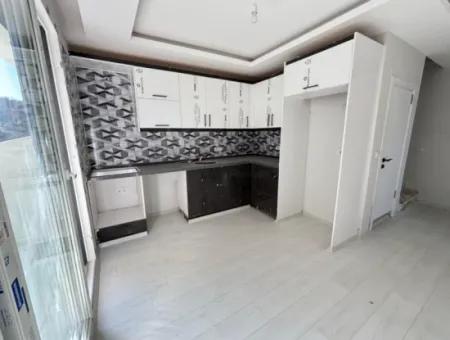 2 1 Licensed Villa For Sale With Garden In Payamlı
