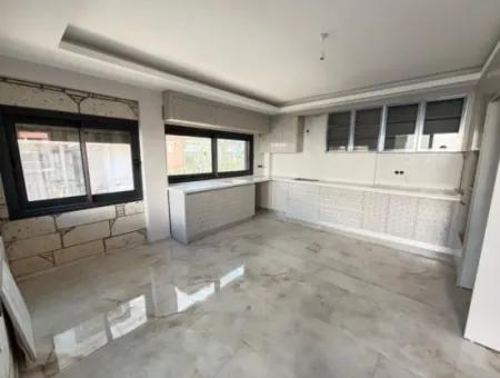 6 2 Triplex For Sale With Large Spacious Structure In Payamlı Center