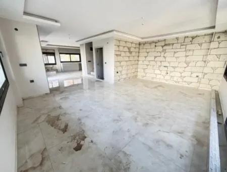 6 2 Triplex For Sale With Large Spacious Structure In Payamlı Center