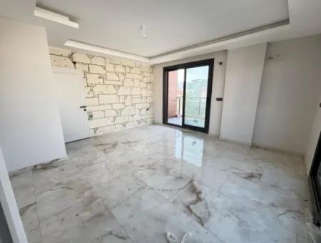 6 2 Triplex For Sale With Large Spacious Structure In Payamlı Center