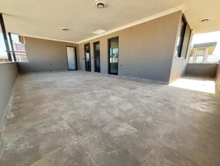 6 2 Triplex For Sale With Large Spacious Structure In Payamlı Center