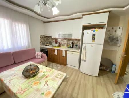 Airy Spacious Clean 2 1 Apartment For Sale In Ürkmez Center