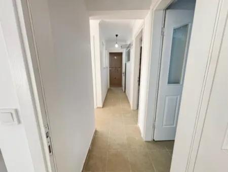 Ürkmez Central Location Bahçeli 2 1 Flat For Sale