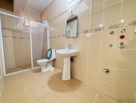 Ürkmez Central Location Bahçeli 2 1 Flat For Sale
