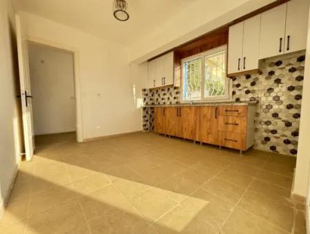 Separate Kitchen And Garden Inexpensive 2 1 Flat For Sale In Ürkmez