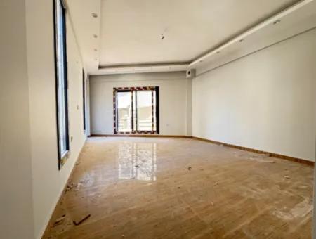 3 1 Villa For Sale With Garden Separate Kitchen In Özdere Central Location