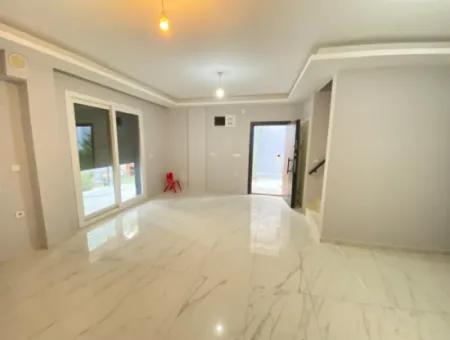 Seferihisar Ürkmez De Bahçeli Havadar 3 1 Villa For Sale