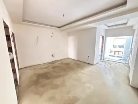 1 1 Middle Floor Flat In A Beautiful Location In Izmir Seferihisar Hidirlik