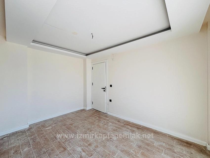 Отдельная Вилла 3+1 С Бассейном На Продажу В Районе Джумхуриет, Чеферихисар, Измир