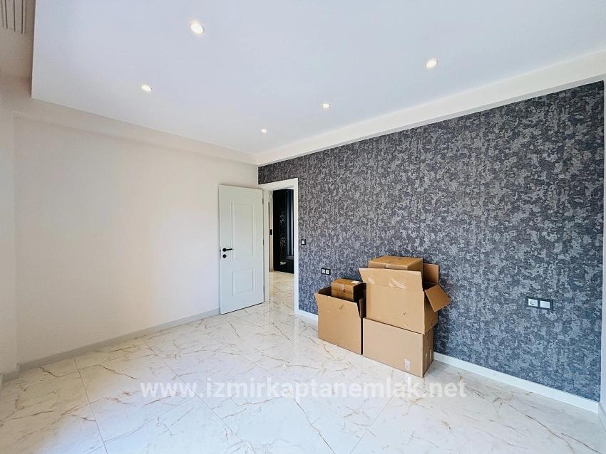 Для продажи Летний 3+2 в Kavakdere Seferihisar - 220 m²