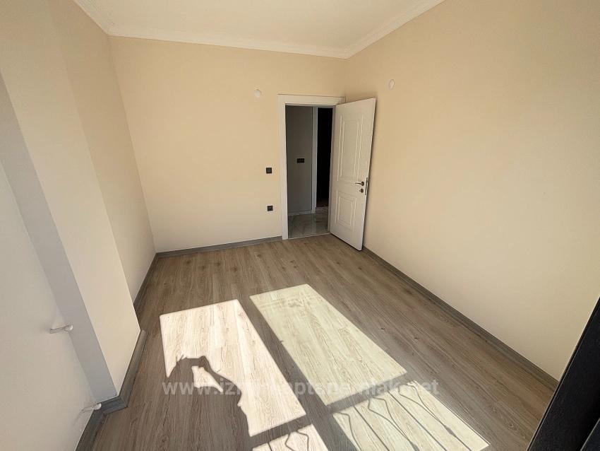 Продается Вилла 4+1 С Садом В Районе Сеферихисар-Доганбей, В 400 Метрах От Пляжа