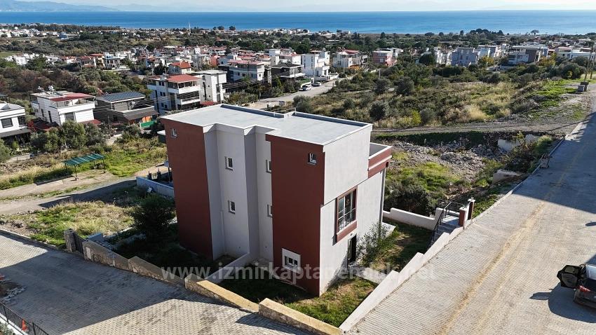 Вилла 3+1 С Видом На Море И Садом На Продажу В Районе Доганбей-Ататюрк