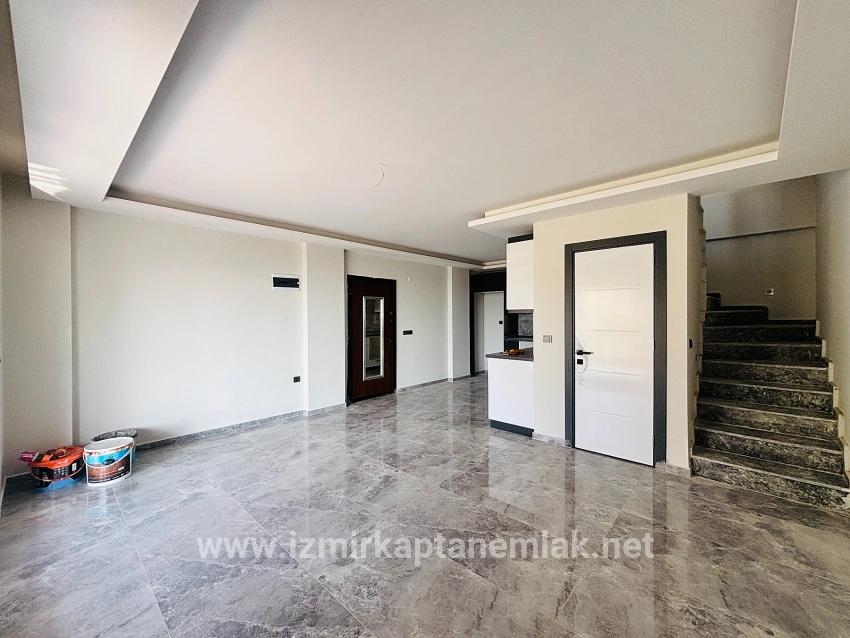 Для продажи Летний 3+1 в Atatürk Seferihisar Doğanbey - 170 m²