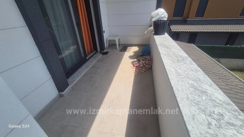 Для продажи Независимое рабочее место в Payamlı Seferihisar Doğanbey - 220 m²