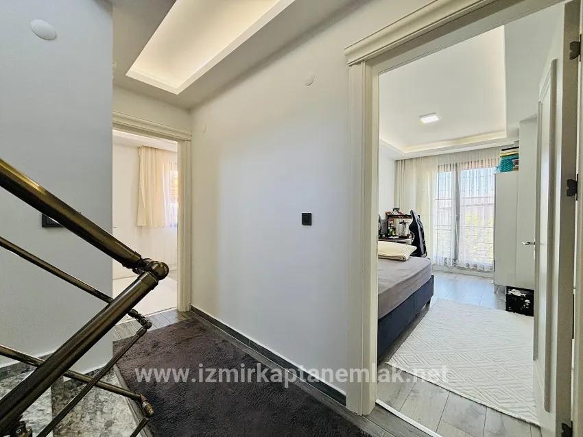 Для продажи Летний 3+1 в Payamlı Seferihisar Doğanbey - 120 m²