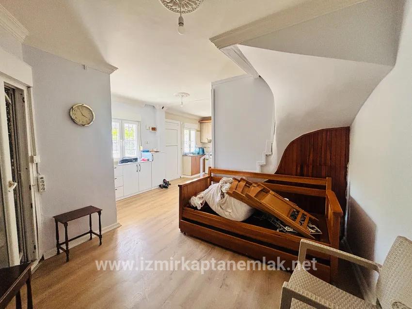 Для продажи Летний 3+1 в Mersin Alanı Seferihisar Ürkmez - 150 m²