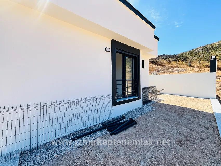 Для продажи Летний 2+1 в Atatürk Seferihisar Doğanbey - 115 m²