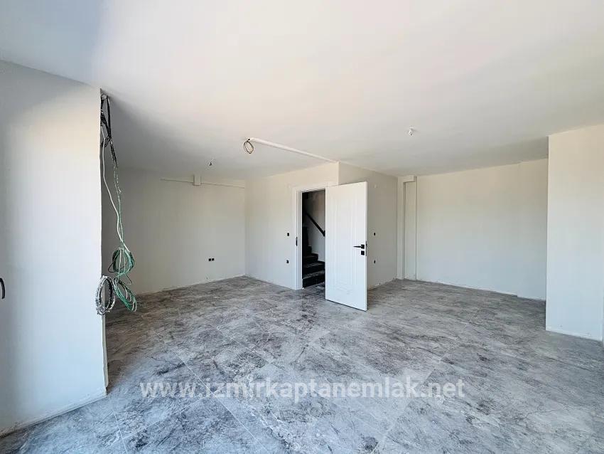 Для продажи Летний 2+1 в Atatürk Seferihisar Doğanbey - 115 m²
