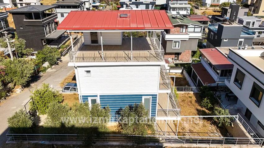 Для продажи Летний 3+2 в Atatürk Seferihisar Doğanbey - 160 m²