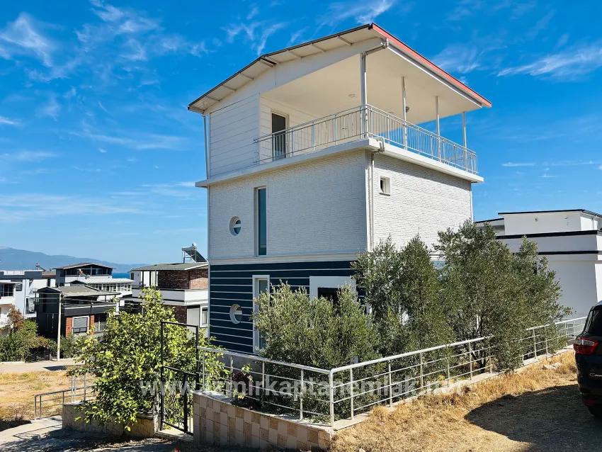 Для продажи Летний 3+2 в Atatürk Seferihisar Doğanbey - 160 m²
