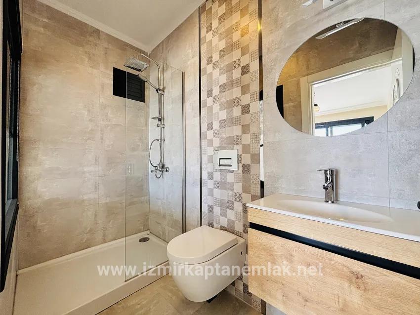 Для продажи Летний 4+1 в Payamlı Seferihisar Doğanbey - 300 m²
