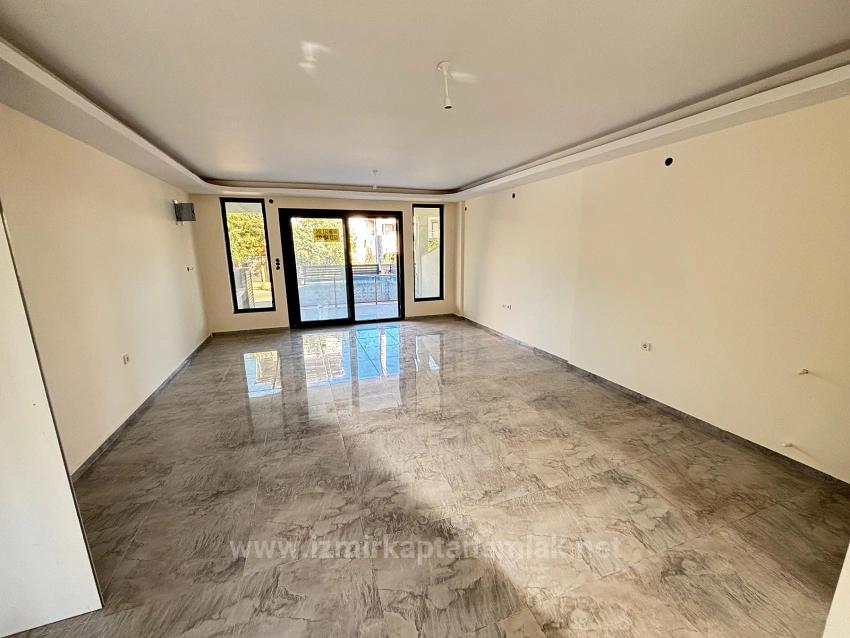 Для продажи Летний 3+1 в Payamlı Seferihisar Doğanbey - 180 m²