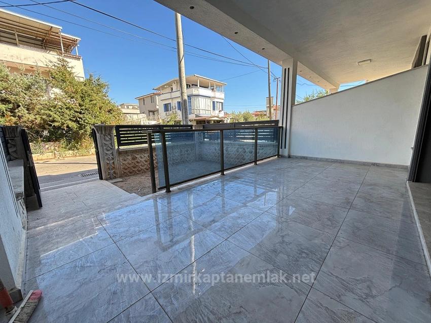 Для продажи Летний 3+1 в Payamlı Seferihisar Doğanbey - 180 m²
