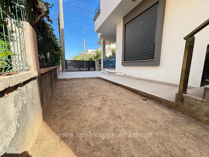 Продается Вилла 3+1 С Парковкой И Садом В Районе Сеферихисар-Доганбей, В 500 Метрах От Пляжа