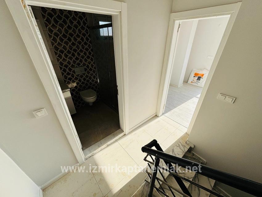 Для продажи Летний 2+1 в Payamlı Seferihisar Doğanbey - 421 m²