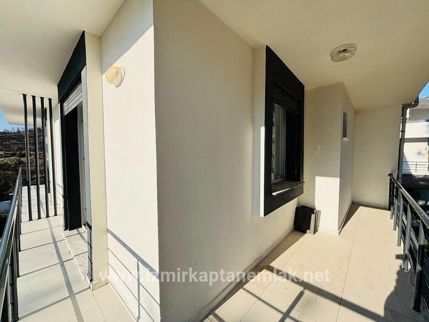 Для продажи Летний 2+1 в Payamlı Seferihisar Doğanbey - 421 m²