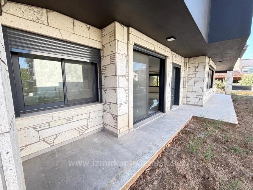 Большой И Просторный Триплекс 6+2 На Продажу В Центре Сеферихисар Паямлы