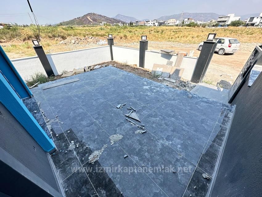 Продается Новая Вилла 2+1 С Большим Садом В Сеферихисар Джумхуриет